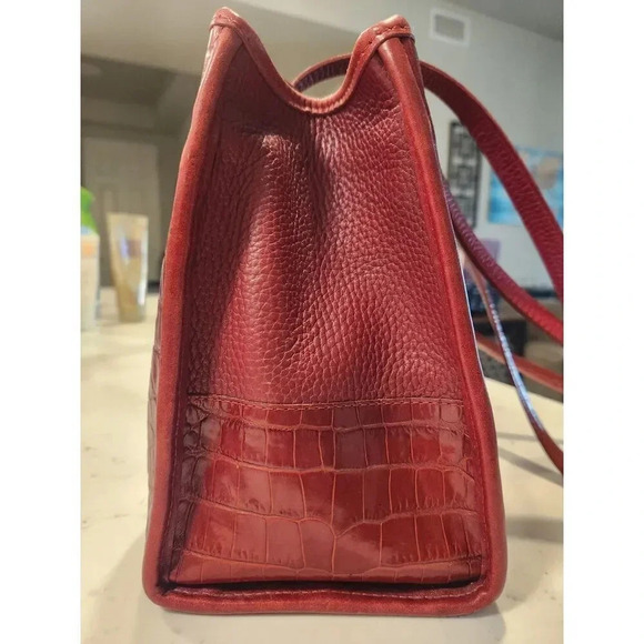 Vintage Brighton Croc Embossed Patent Double-Heart Structured Shoulder Bag - Picture 11 of 15